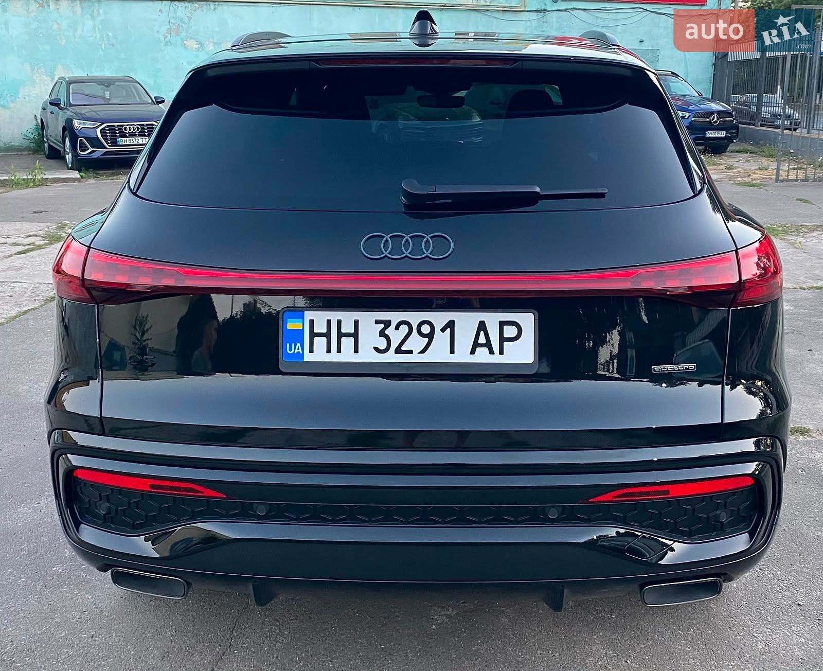 Audi Q5 2025 VIN WA15AAGU9S2017706 фото оголошення 4 з 12