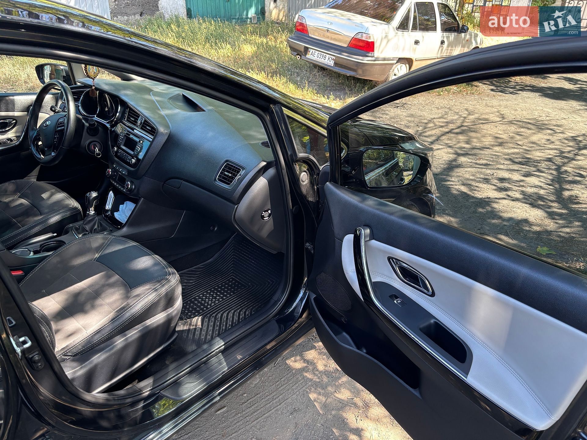 Kia Ceed 2017 VIN U5YHN516AHL294810 фото оголошення 5 з 16