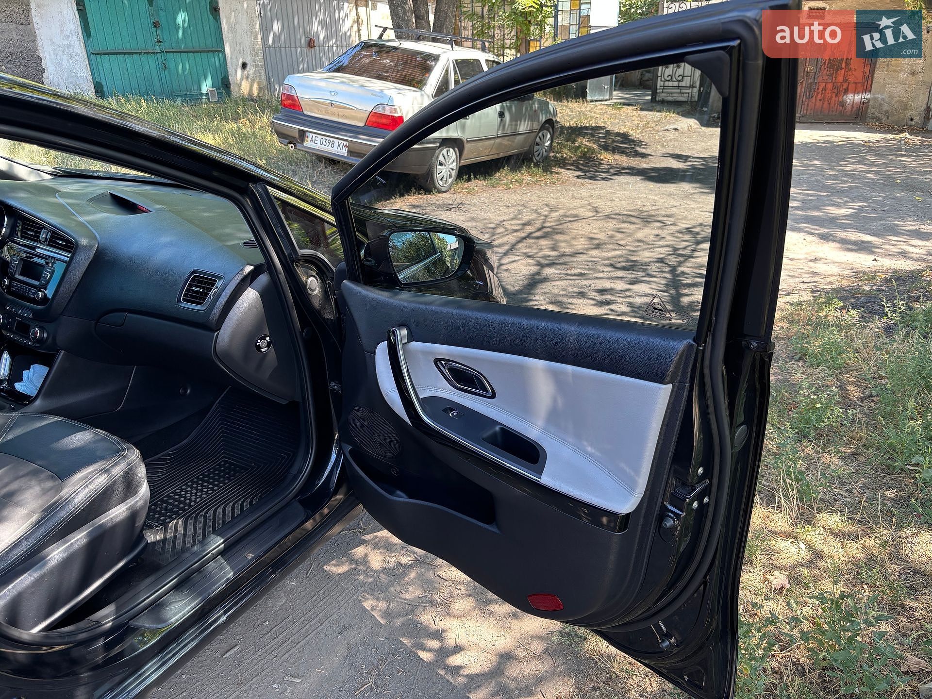 Kia Ceed 2017 VIN U5YHN516AHL294810 фото оголошення 6 з 16