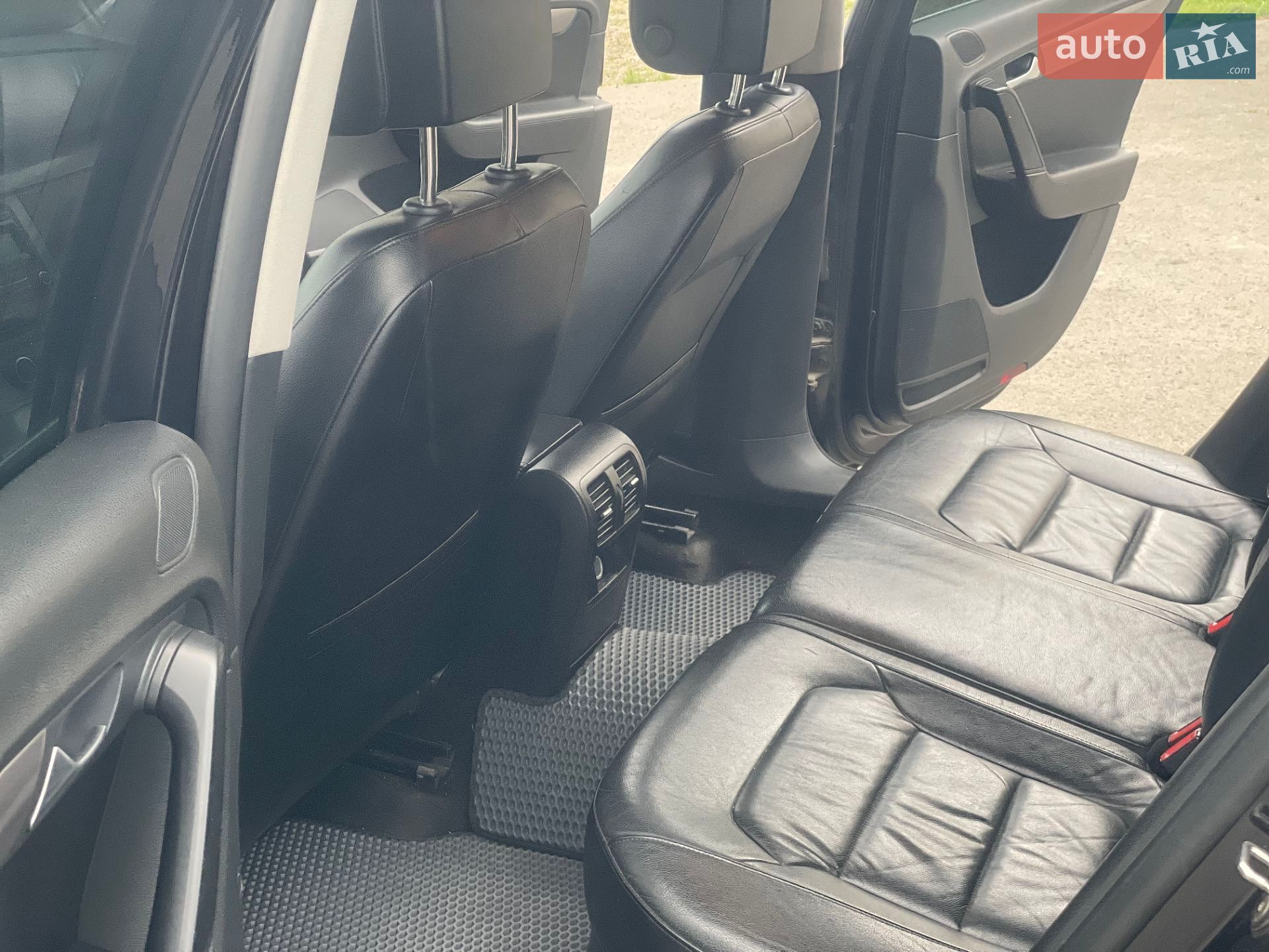 Volkswagen Passat 2012 VIN WVWZZZ3CZDE015669 фото оголошення 9 з 36