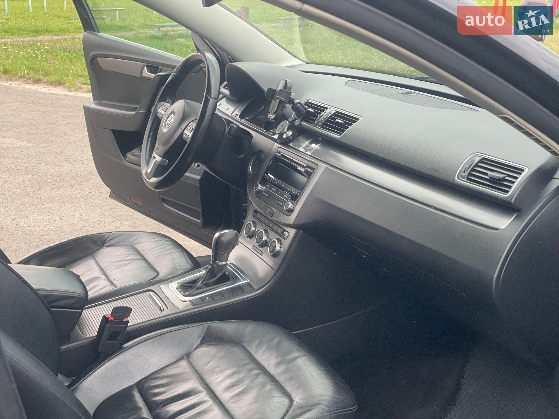 Volkswagen Passat 2012 VIN WVWZZZ3CZDE015669 фото оголошення 11 з 36