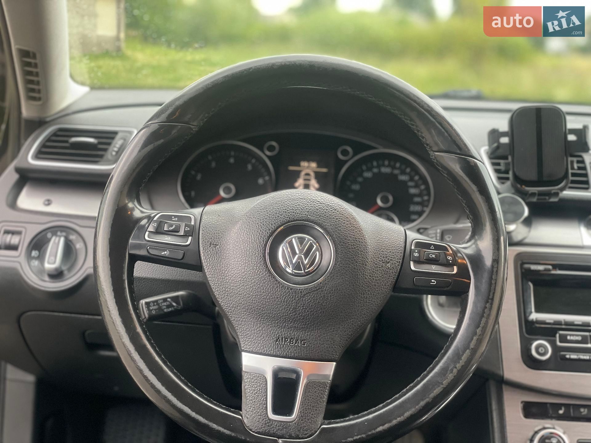 Volkswagen Passat 2012 VIN WVWZZZ3CZDE015669 фото оголошення 25 з 36