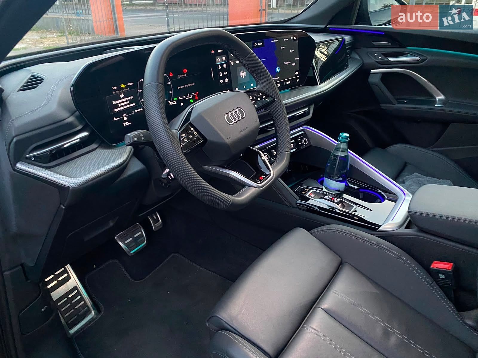 Audi Q5 2025 VIN WA15AAGU9S2017706 фото оголошення 8 з 12