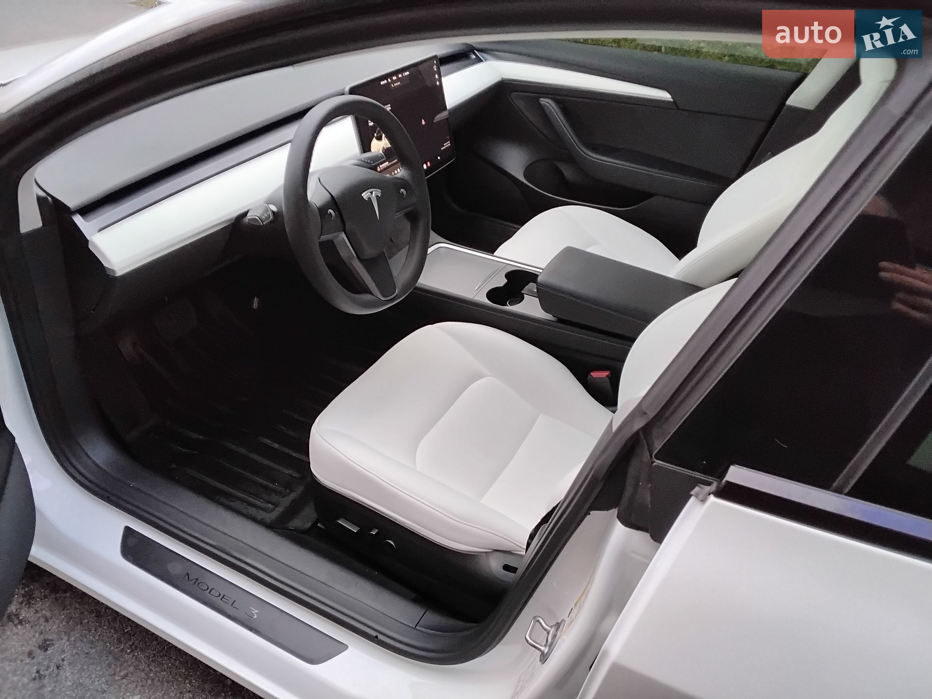 Tesla Model 3 2022 VIN 5YJ3E1EB2NF336594 фото оголошення 17 з 20