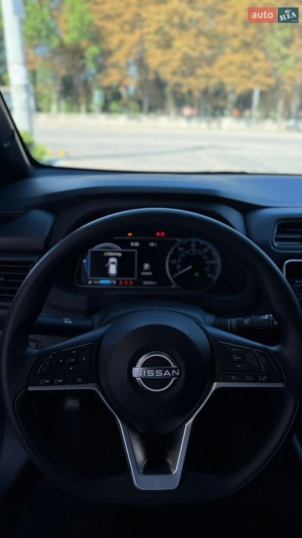 Nissan Leaf 2023 VIN 1N4AZ1BV7PC562114 фото оголошення 18 з 21