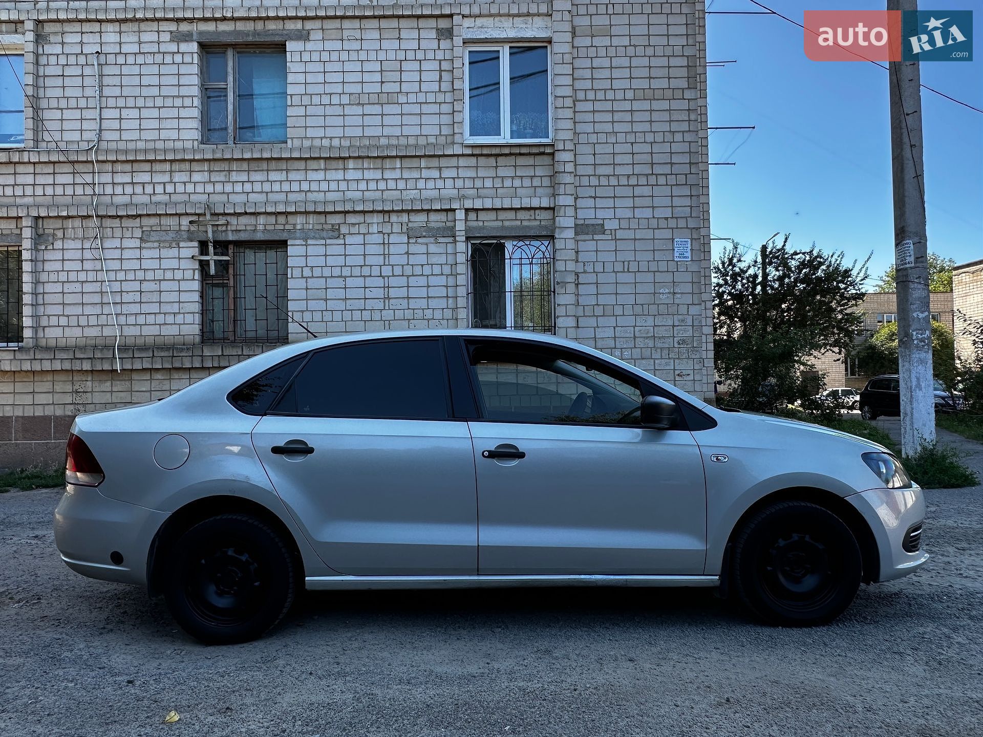 Volkswagen Polo 2011 VIN XW8ZZZ61ZCG010917 фото оголошення 4 з 19