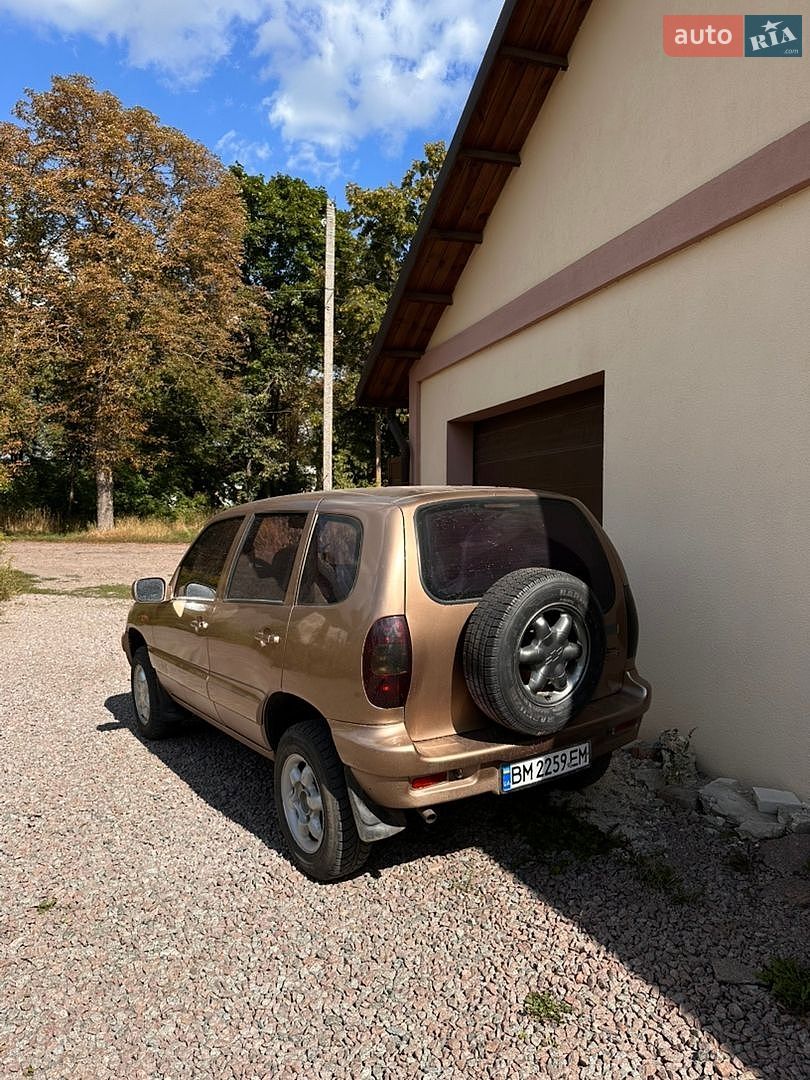 Chevrolet Niva 2004 VIN X9L21230040016646 фото оголошення 2 з 8