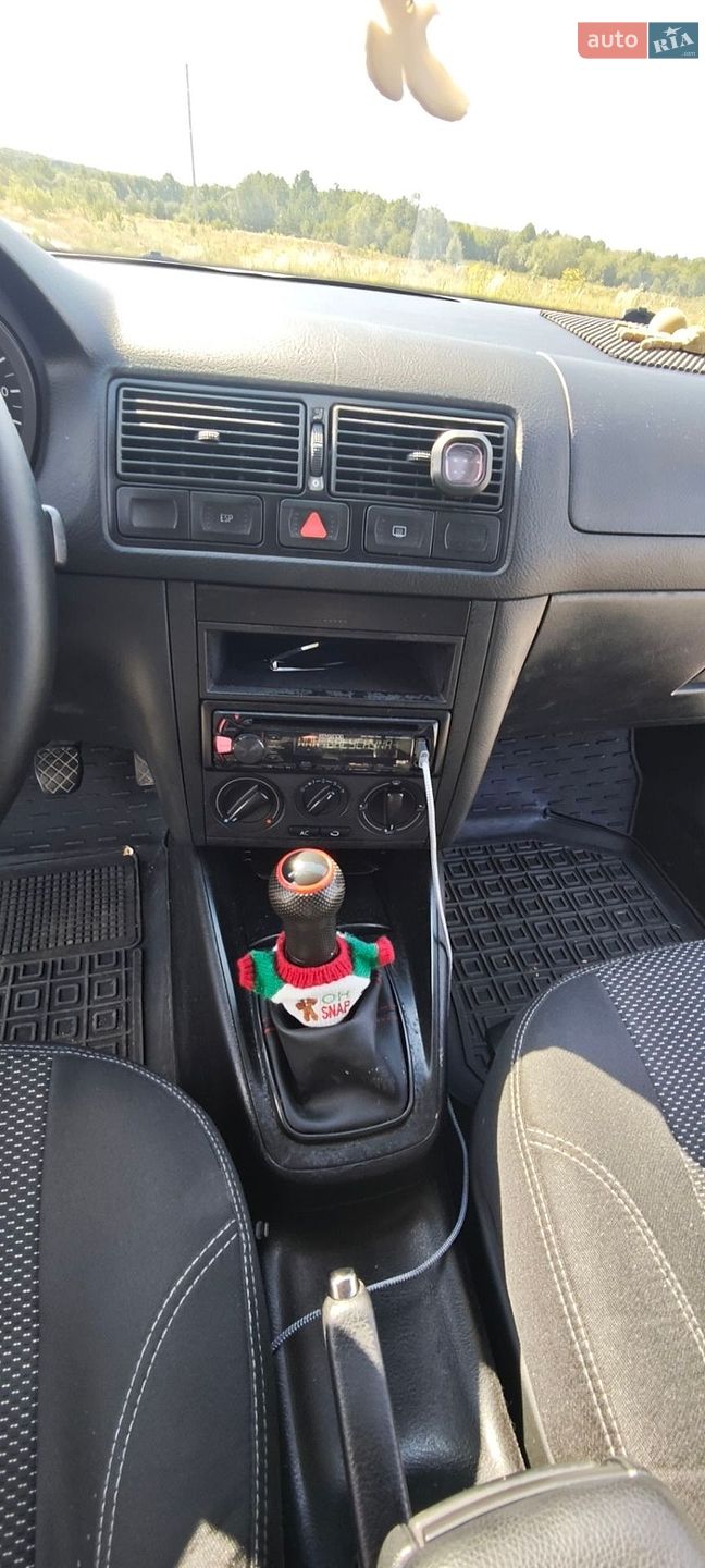 Volkswagen Golf 2003 VIN WVWZZZ1JZ3W459567 фото оголошення 12 з 22
