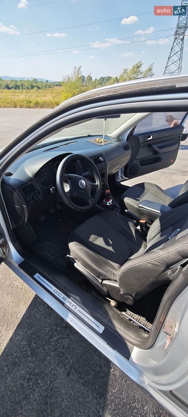Volkswagen Golf 2003 VIN WVWZZZ1JZ3W459567 фото оголошення 13 з 22
