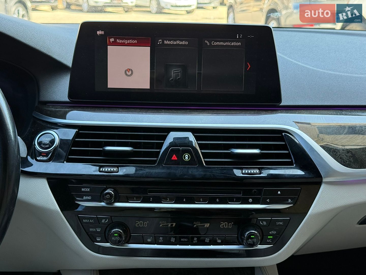 BMW 5 Series 2019 VIN WBAJE5C59KBM76990 фото оголошення 28 з 41