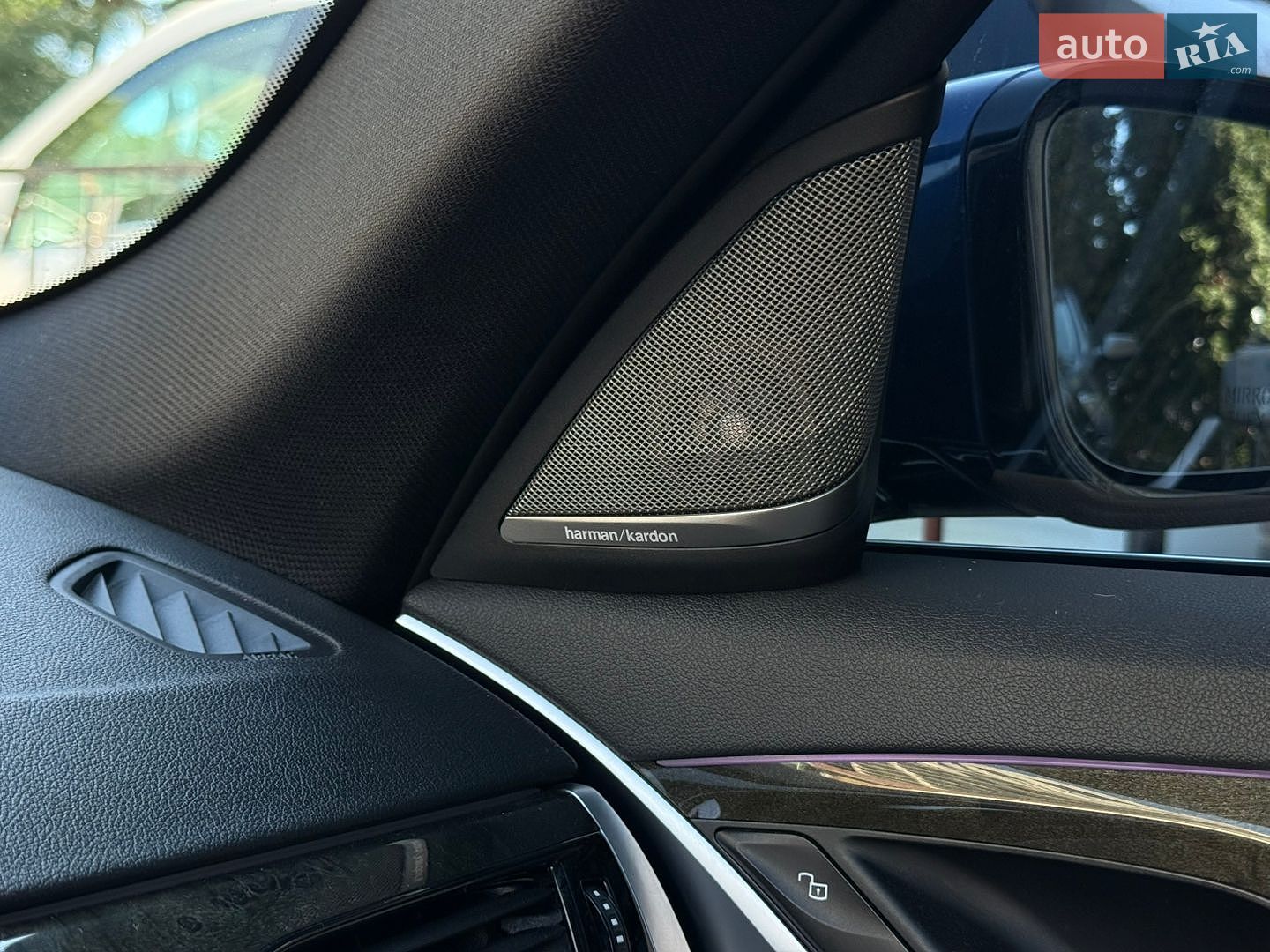 BMW 5 Series 2019 VIN WBAJE5C59KBM76990 фото оголошення 39 з 41