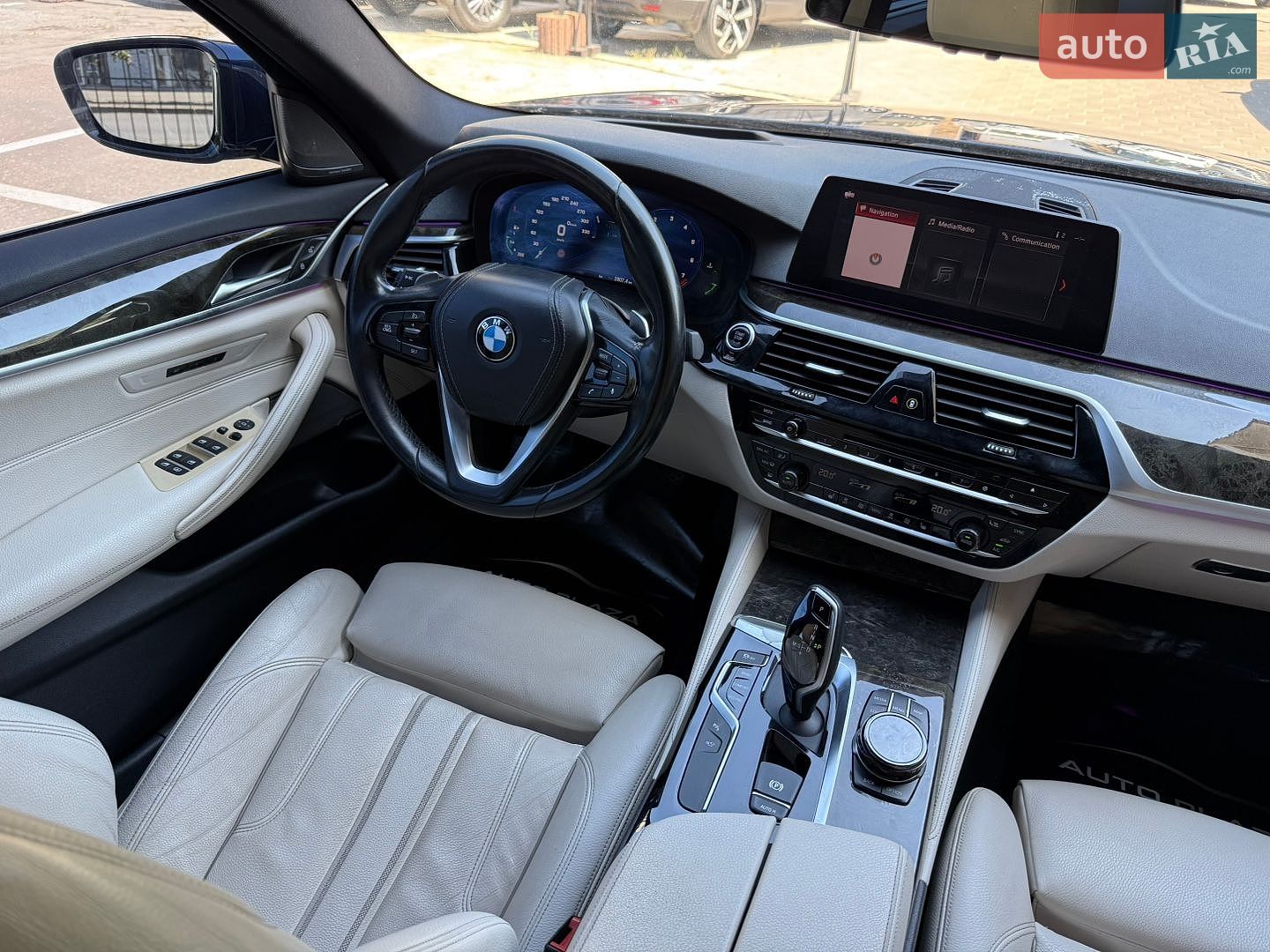 BMW 5 Series 2019 VIN WBAJE5C59KBM76990 фото оголошення 29 з 41