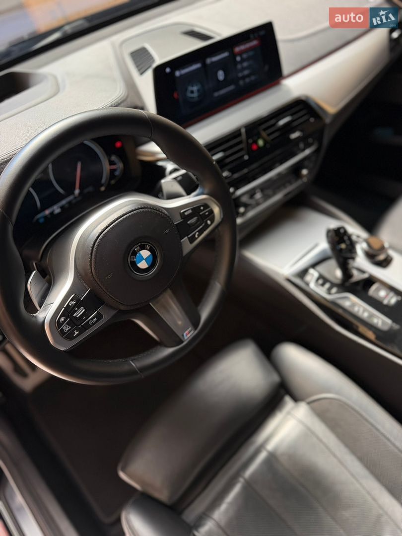 BMW 6 Series GT 2017 VIN WBAJW81060BK58928 фото оголошення 7 з 30
