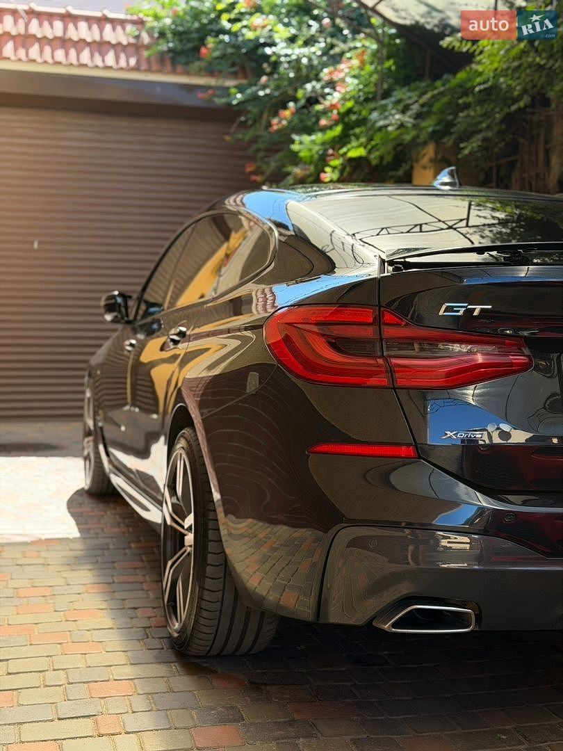 BMW 6 Series GT 2017 VIN WBAJW81060BK58928 фото оголошення 10 з 30