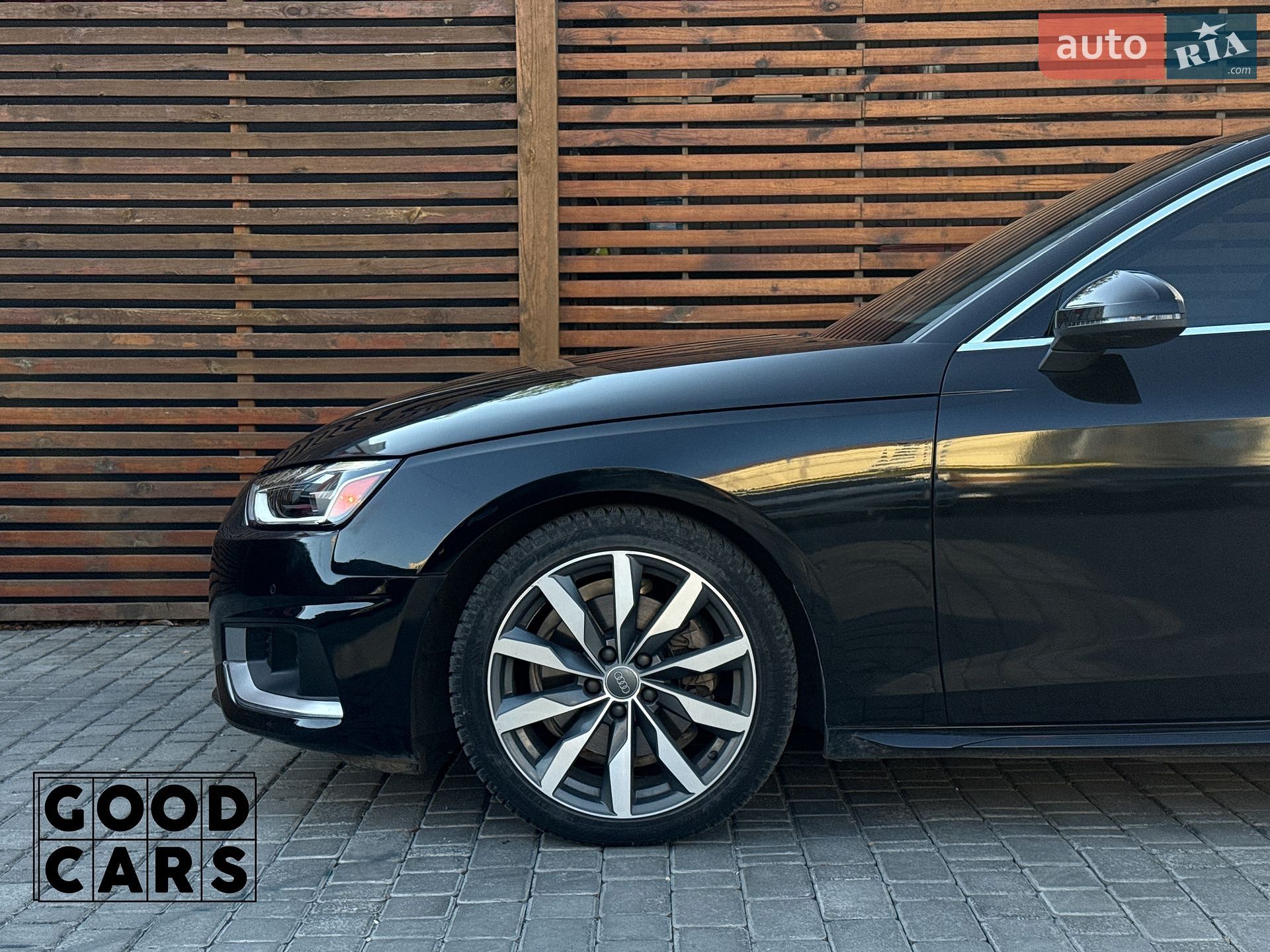 Audi A4 2020 VIN WAUHMAF48LA040149 фото оголошення 12 з 45