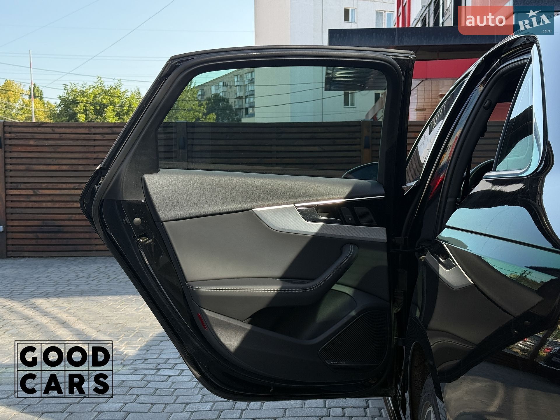 Audi A4 2020 VIN WAUHMAF48LA040149 фото оголошення 26 з 45