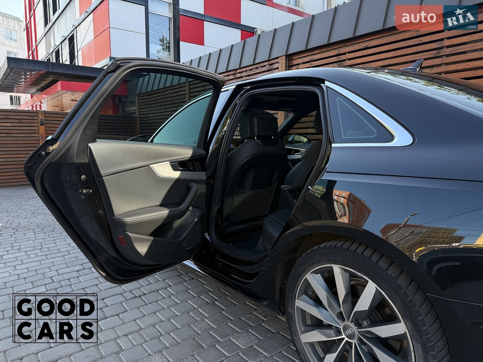 Audi A4 2020 VIN WAUHMAF48LA040149 фото оголошення 27 з 45