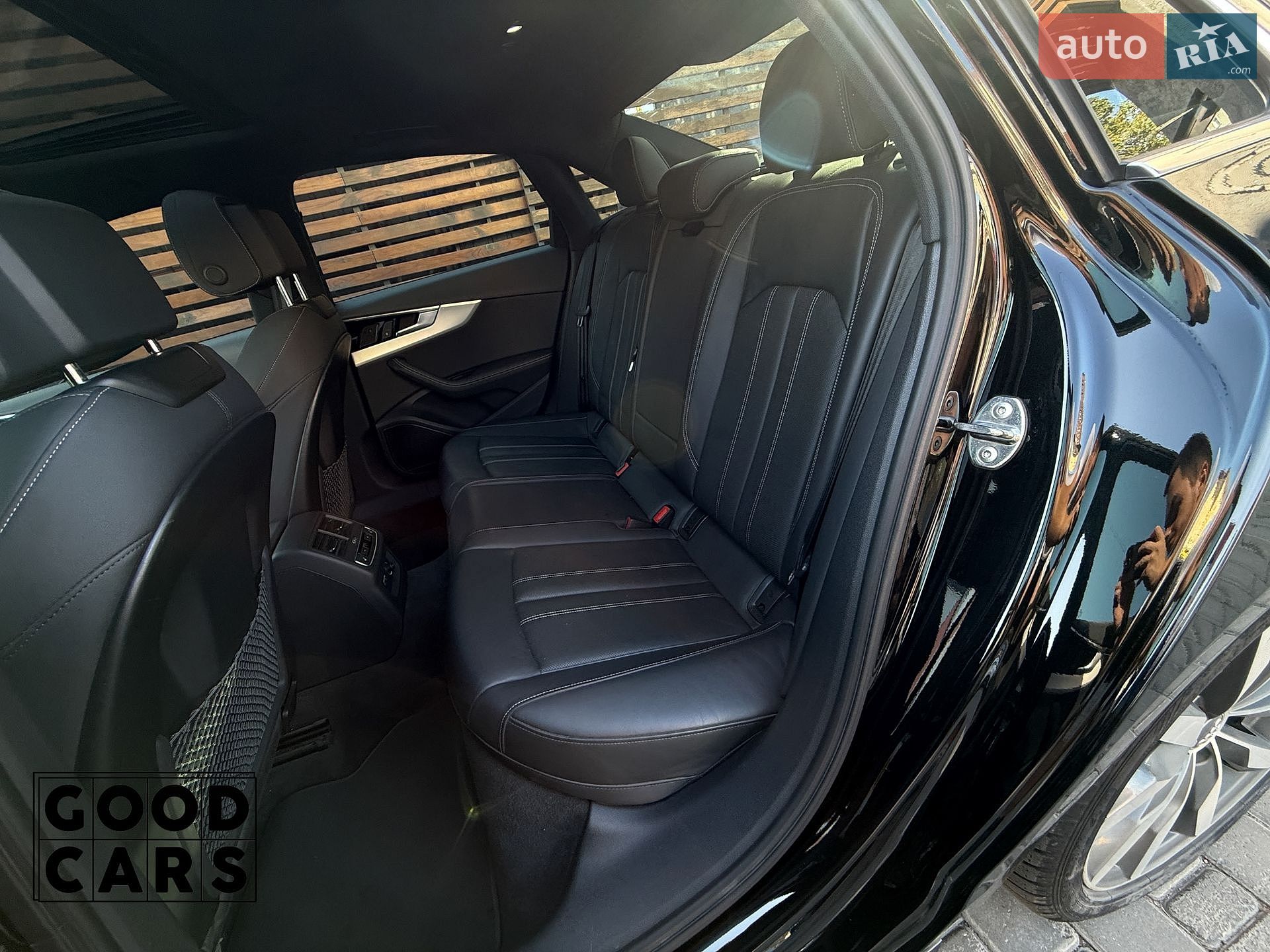 Audi A4 2020 VIN WAUHMAF48LA040149 фото оголошення 29 з 45