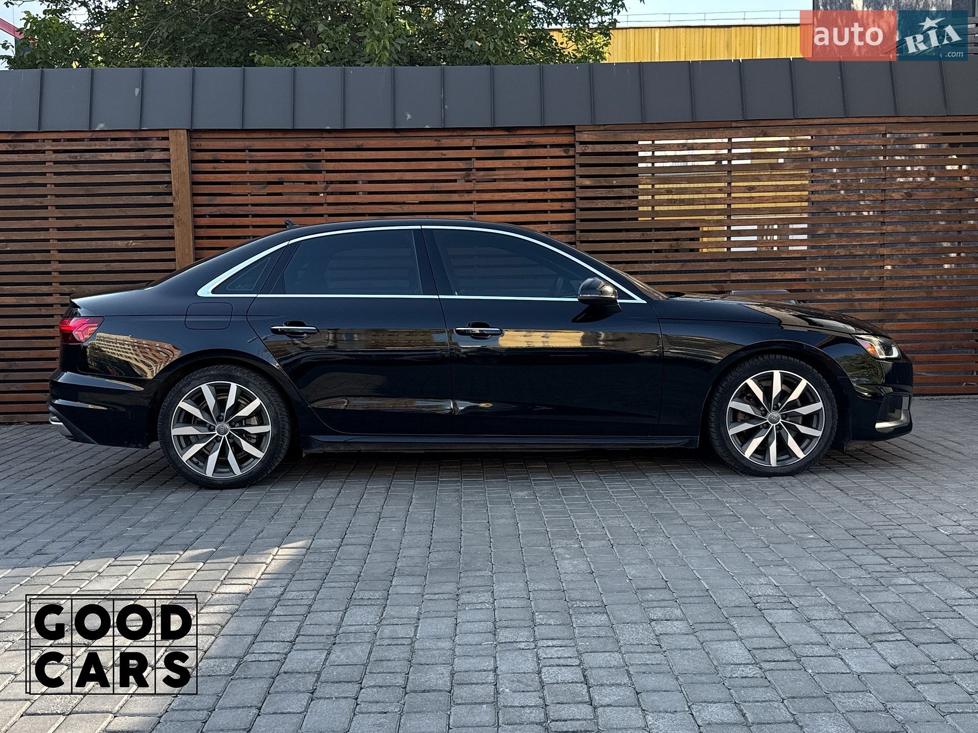 Audi A4 2020 VIN WAUHMAF48LA040149 фото оголошення 8 з 45