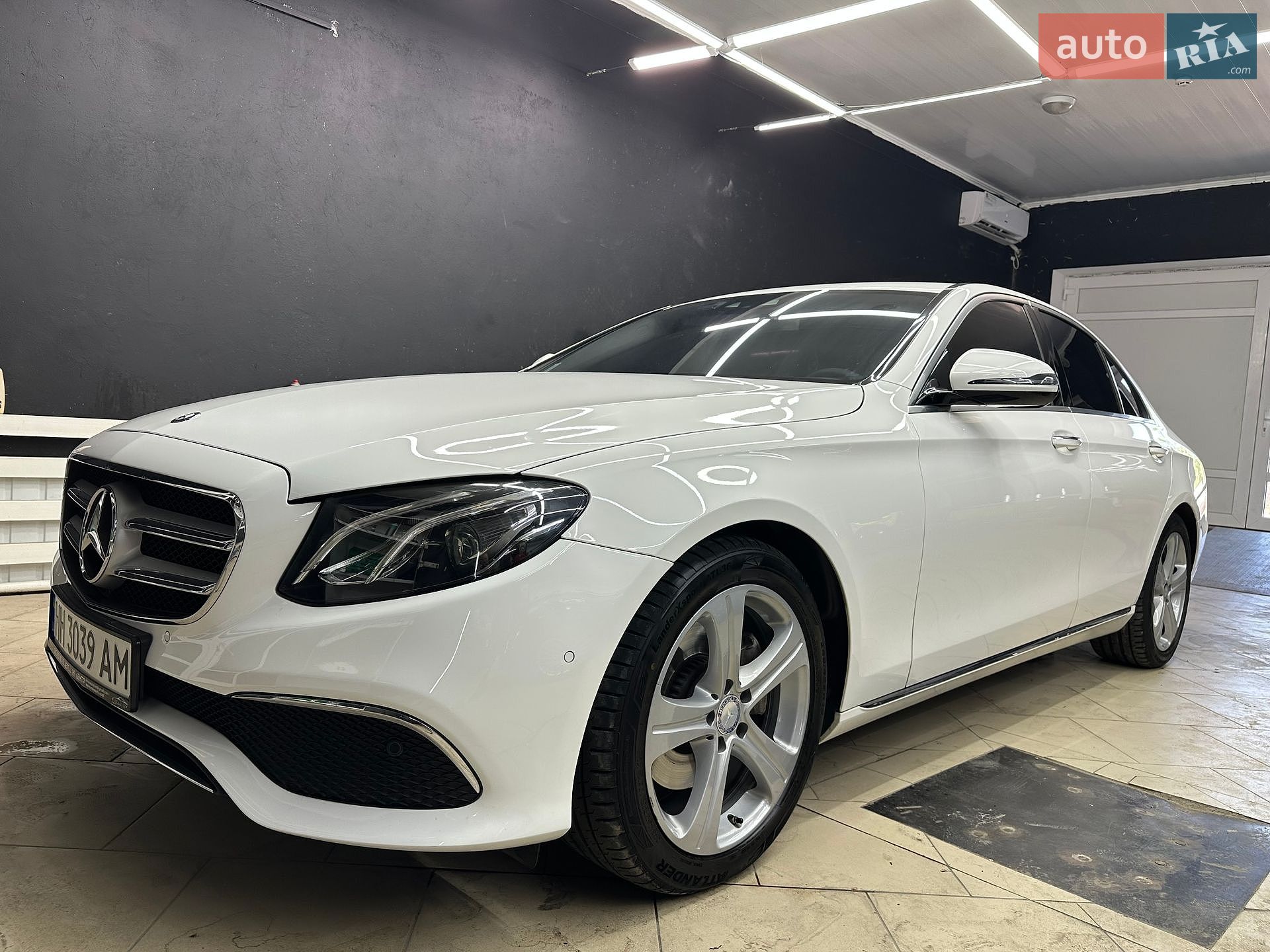 Mercedes-Benz E-Class 2016 VIN WDDZF4CB2HA132148 фото оголошення 9 з 50