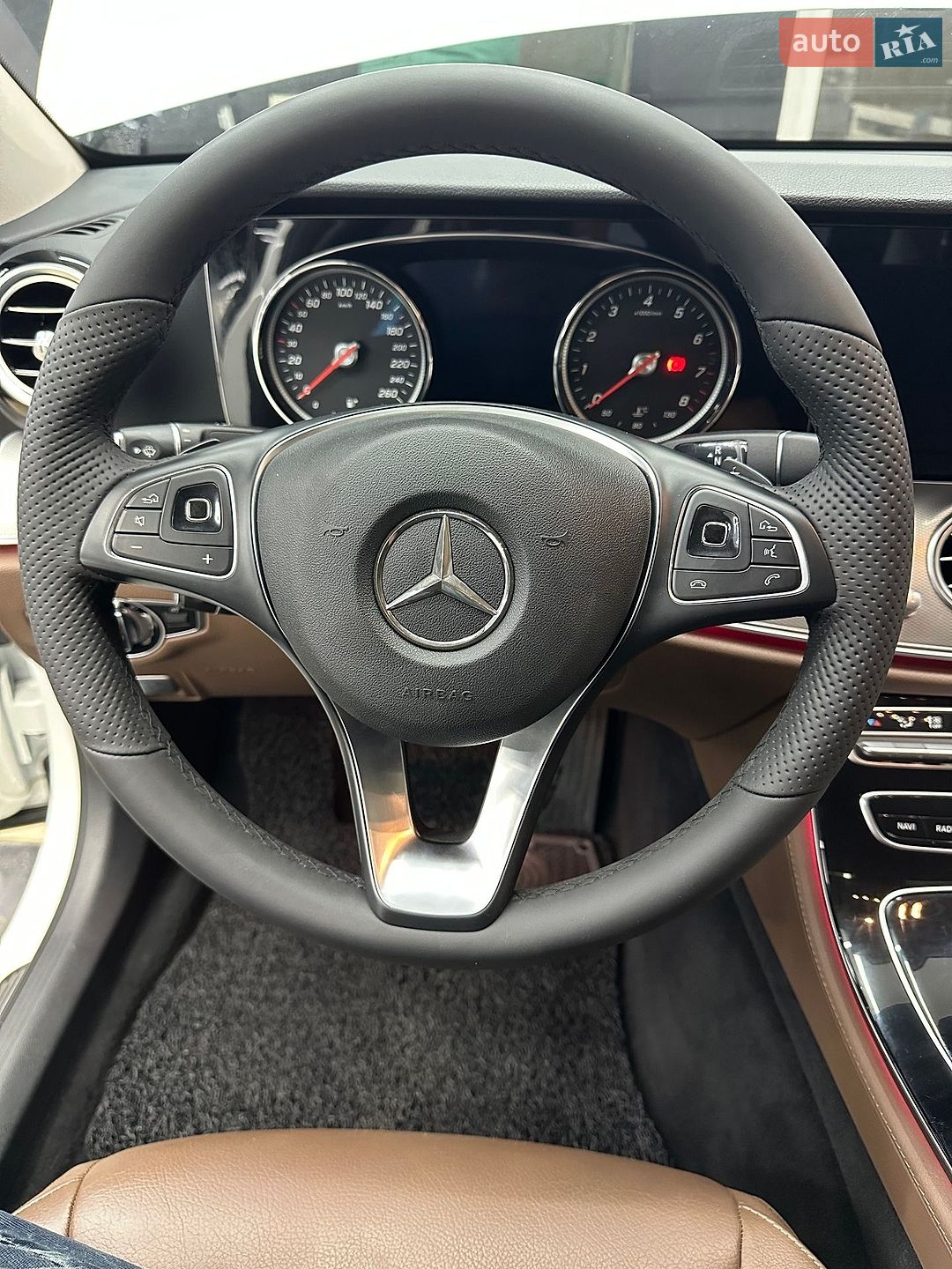 Mercedes-Benz E-Class 2016 VIN WDDZF4CB2HA132148 фото оголошення 14 з 50