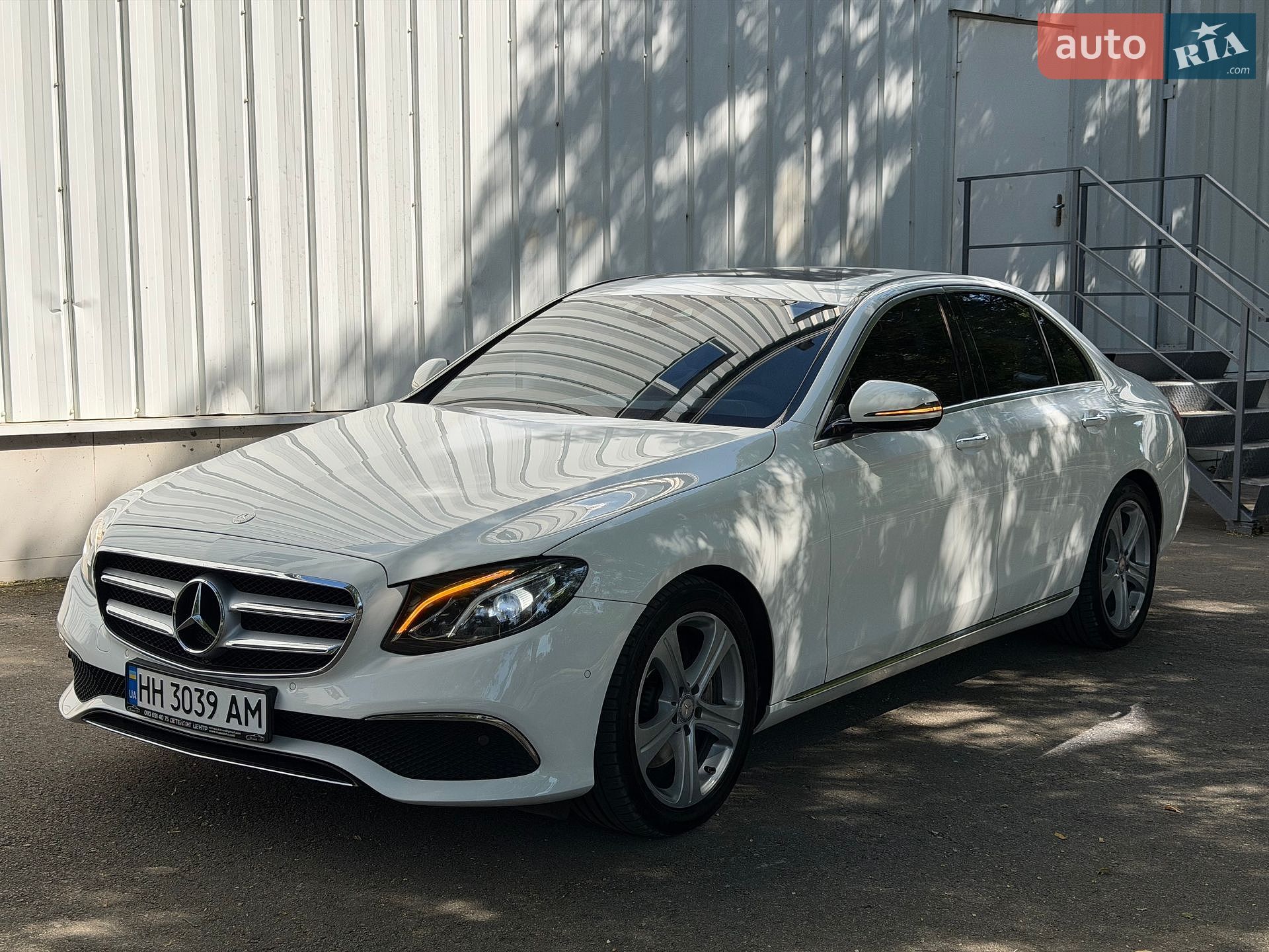 Mercedes-Benz E-Class 2016 VIN WDDZF4CB2HA132148 фото оголошення 29 з 50