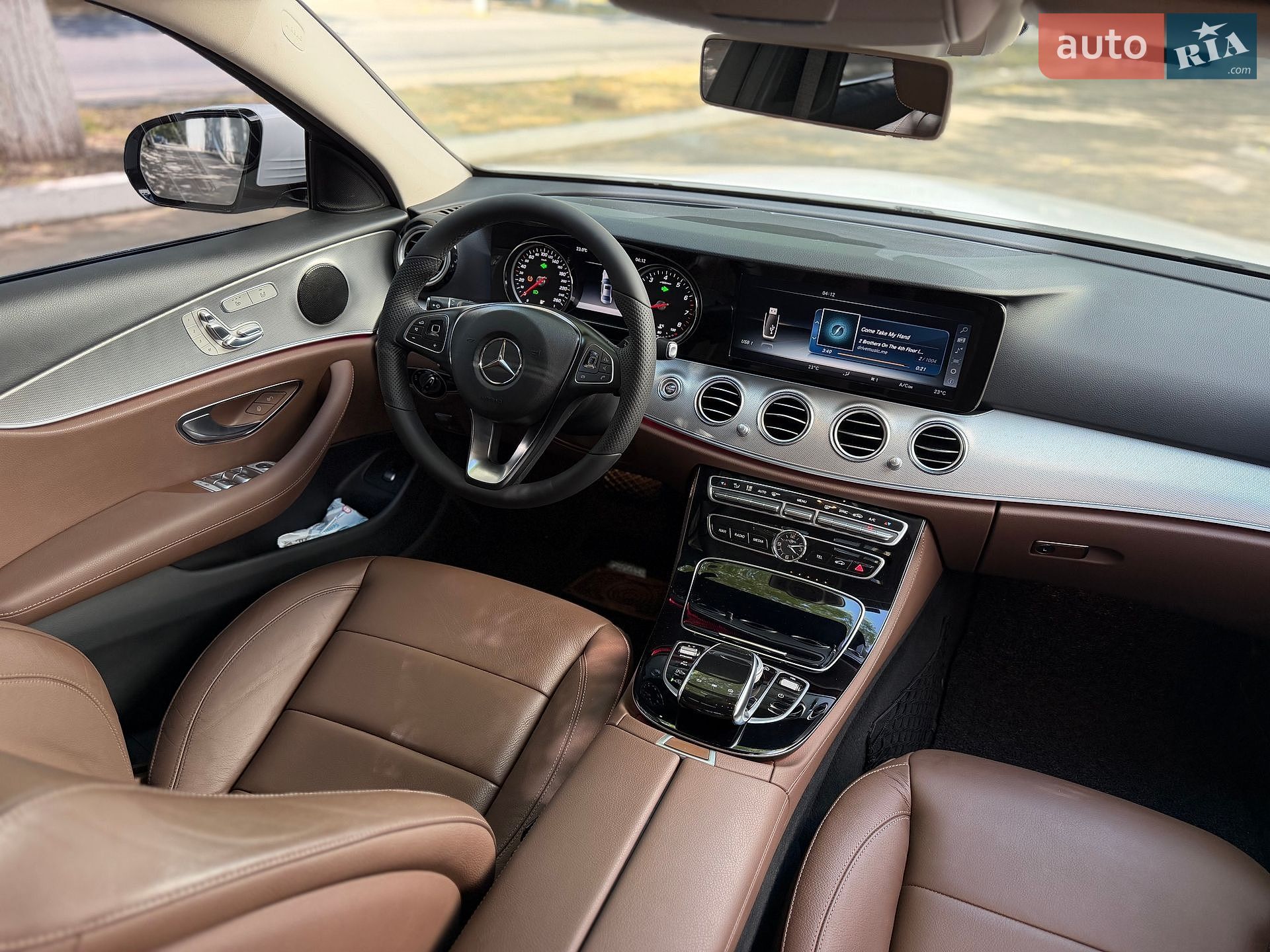 Mercedes-Benz E-Class 2016 VIN WDDZF4CB2HA132148 фото оголошення 34 з 50