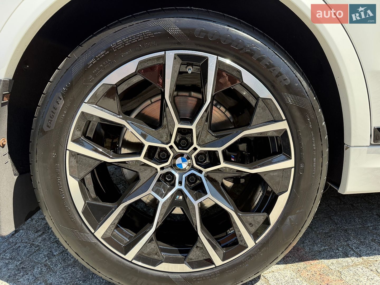 BMW X7 2023 VIN WBA21EN0509R71077 фото оголошення 17 з 21