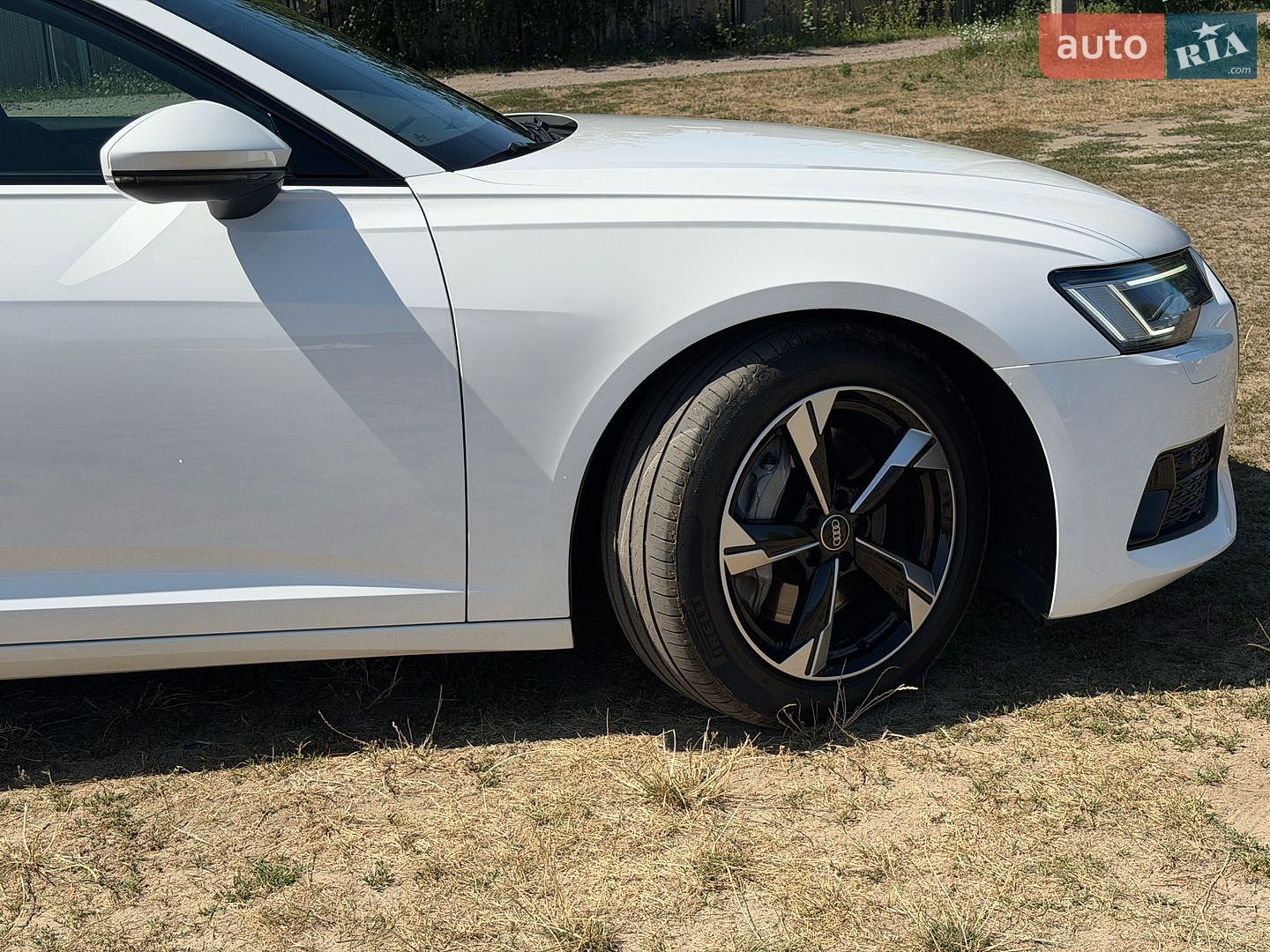 Audi A6 2022 VIN WAUZZZF25NN033674 фото оголошення 10 з 19