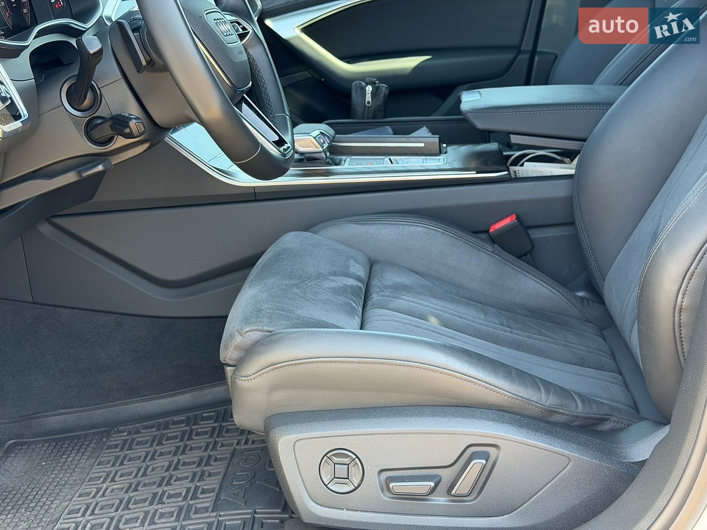 Audi A6 2022 VIN WAUZZZF25NN033674 фото оголошення 19 з 19