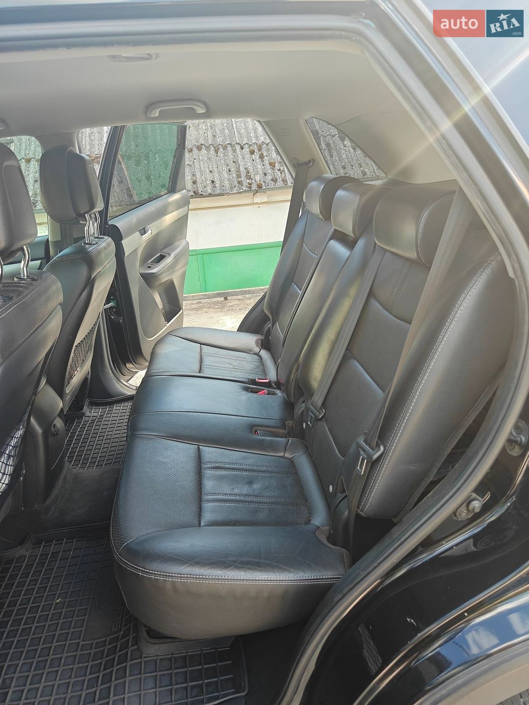 Kia Sorento 2011 VIN KNAKU814DC5210456 фото оголошення 12 з 28