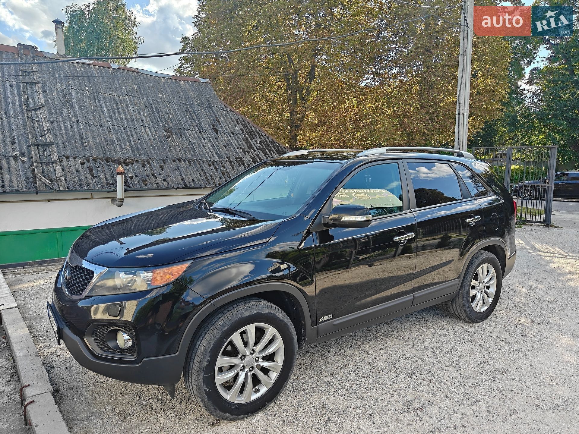 Kia Sorento 2011 VIN KNAKU814DC5210456 фото оголошення 2 з 28