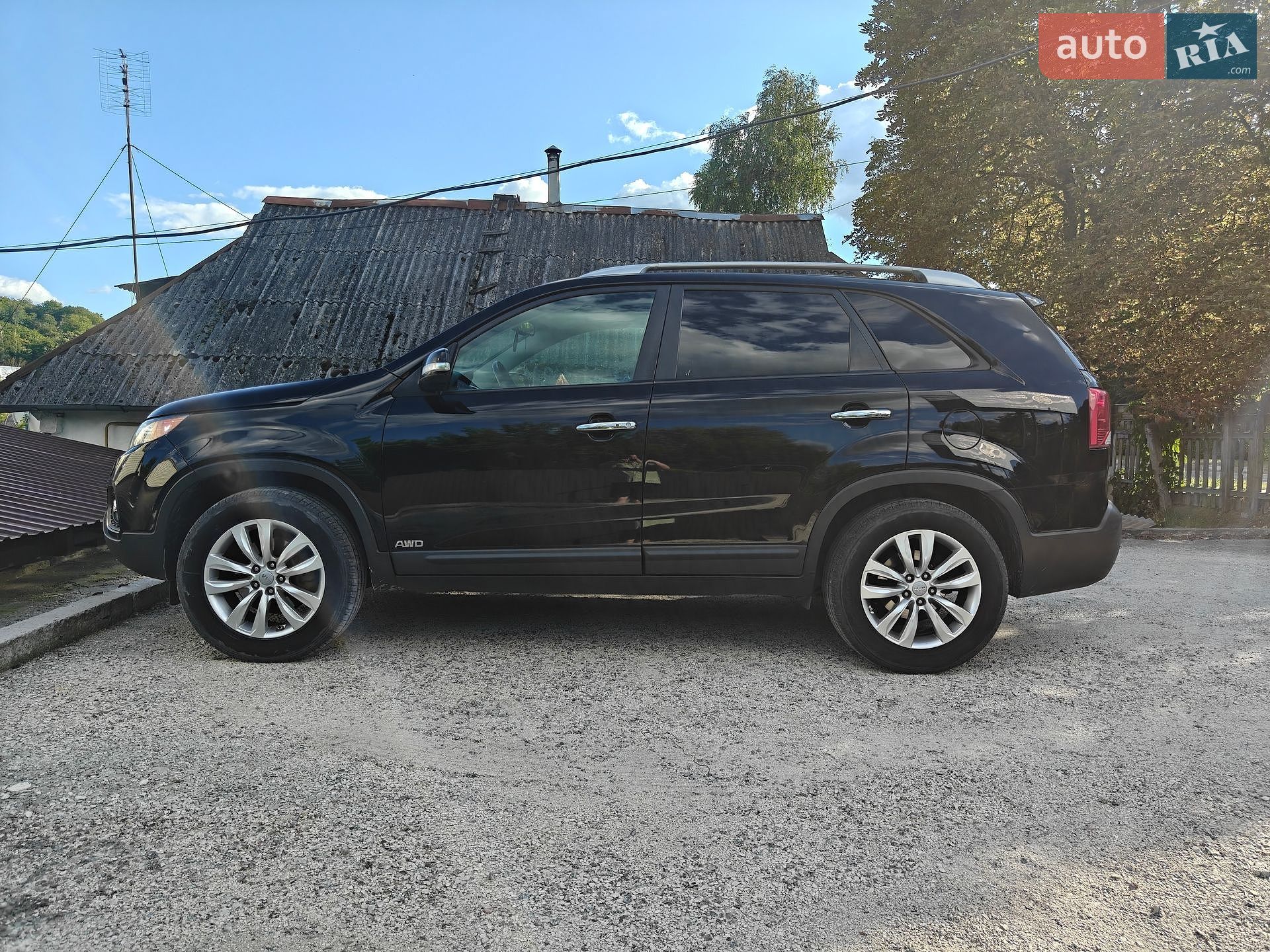 Kia Sorento 2011 VIN KNAKU814DC5210456 фото оголошення 4 з 28
