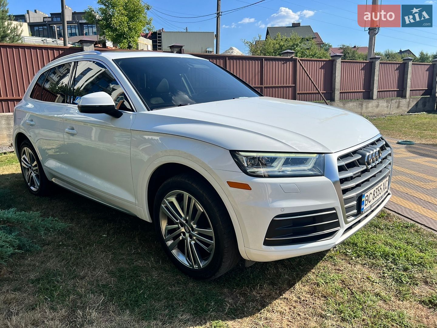Audi Q5 2018 VIN WA1BNAFY5J2191170 фото оголошення 2 з 24
