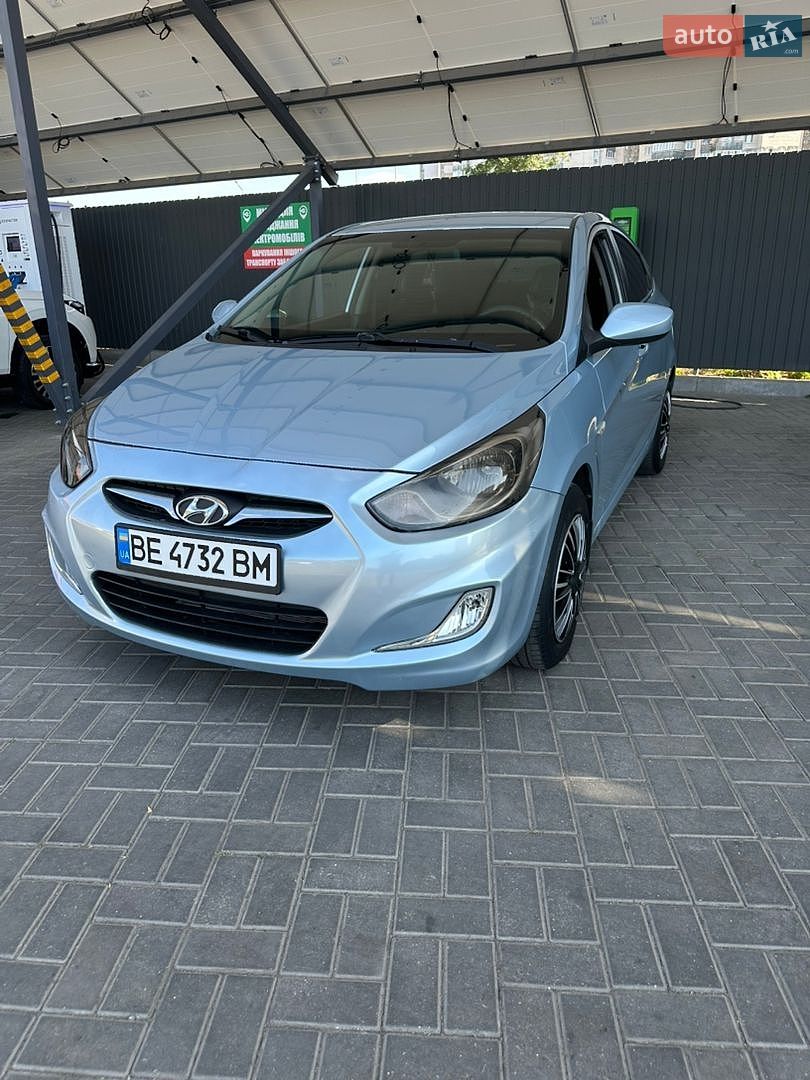 Hyundai Accent 2011 VIN Z94CU41DBBR051084 фото оголошення 2 з 12