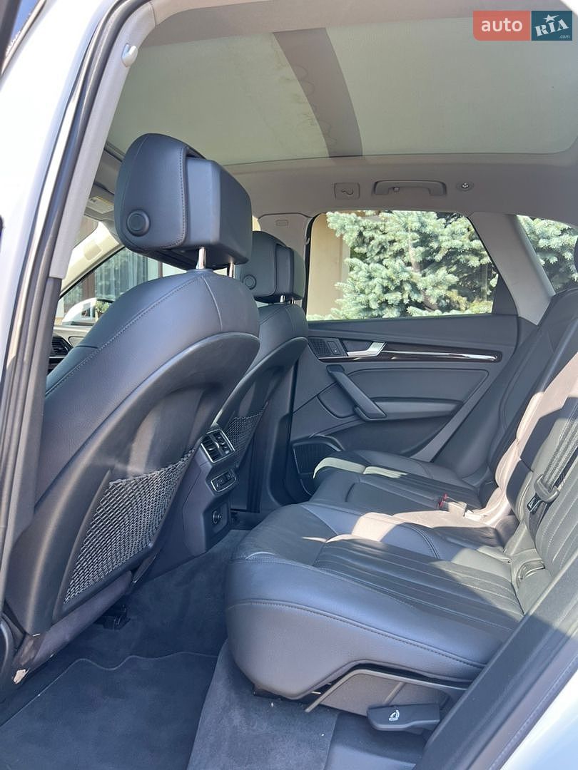 Audi Q5 2018 VIN WA1BNAFY5J2191170 фото оголошення 17 з 24