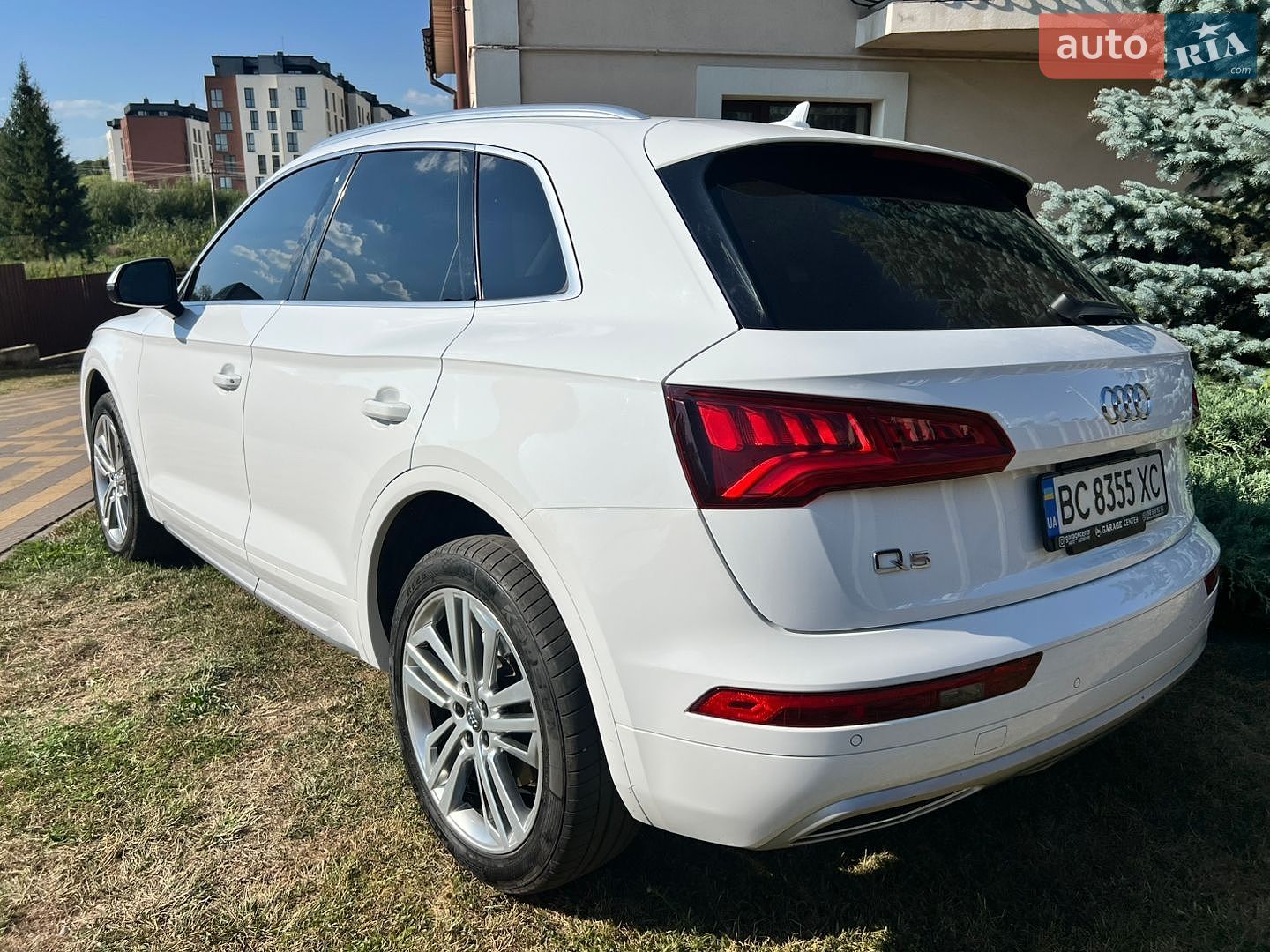 Audi Q5 2018 VIN WA1BNAFY5J2191170 фото оголошення 5 з 24