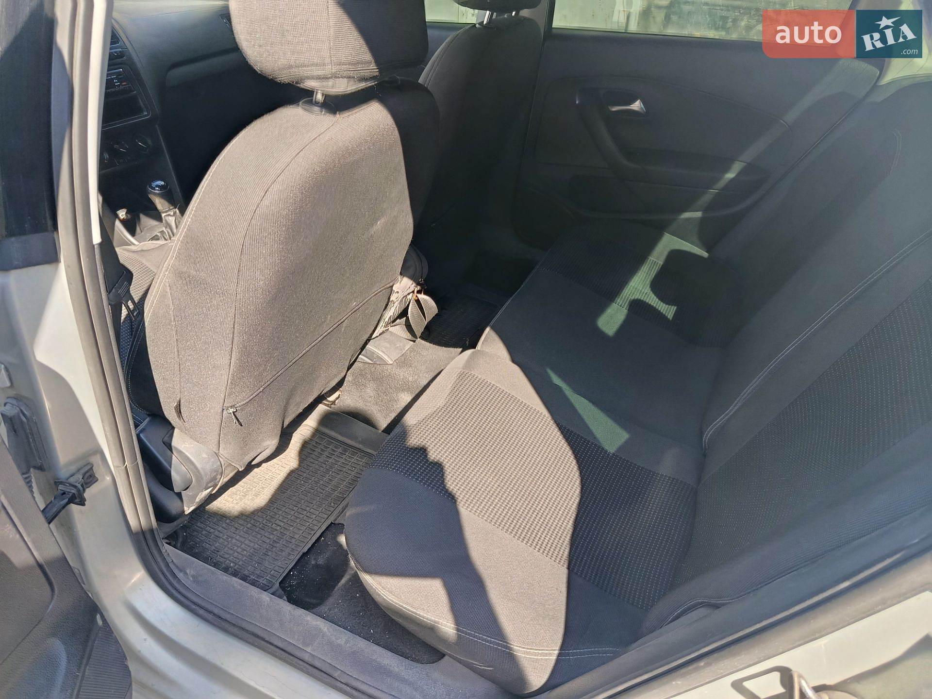 Volkswagen Polo 2012 VIN XW8ZZZ61ZDG010304 фото оголошення 21 з 28