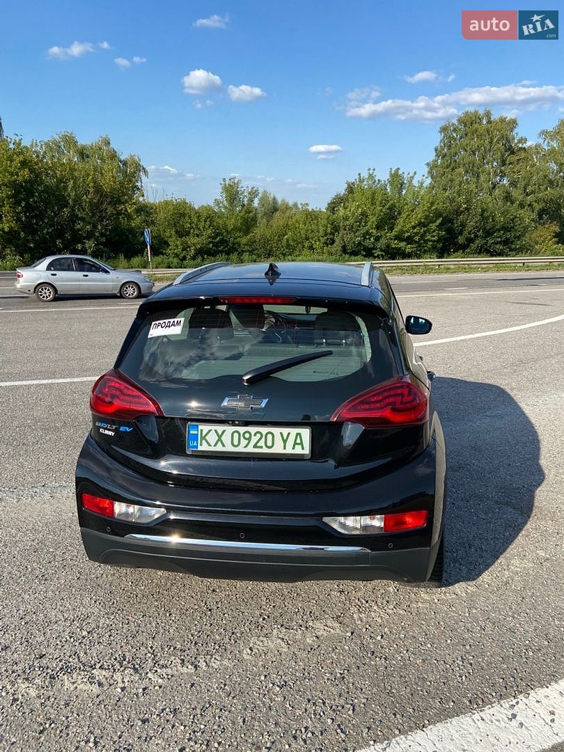 Chevrolet Bolt EV 2018 VIN 1G1FX6S05J4111698 фото оголошення 9 з 37
