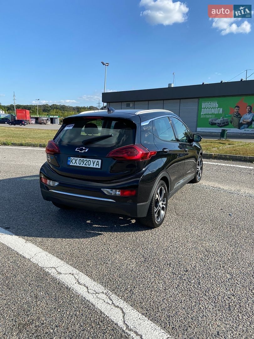 Chevrolet Bolt EV 2018 VIN 1G1FX6S05J4111698 фото оголошення 12 з 37