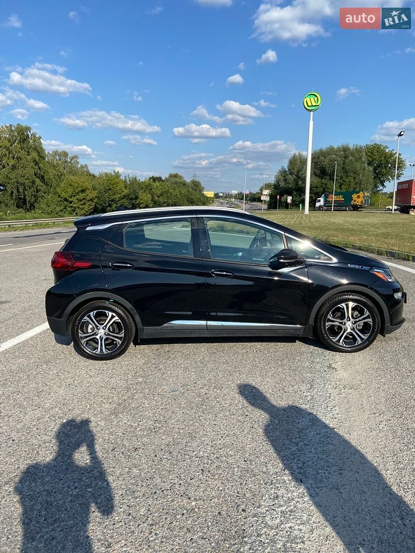 Chevrolet Bolt EV 2018 VIN 1G1FX6S05J4111698 фото оголошення 14 з 37