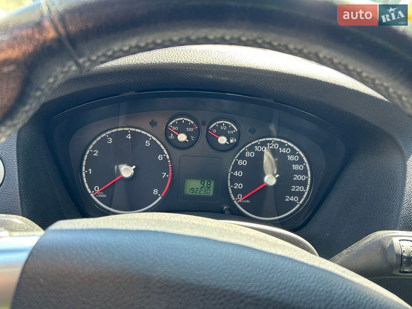 Ford Focus 2006 VIN WF0WXXGCDW6B01357 фото оголошення 9 з 10