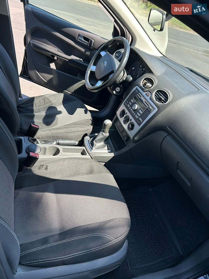Ford Focus 2006 VIN WF0WXXGCDW6B01357 фото оголошення 10 з 10