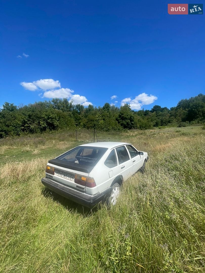 Volkswagen Passat 1986 VIN WVWZZZ32ZGE093075 фото оголошення 19 з 80