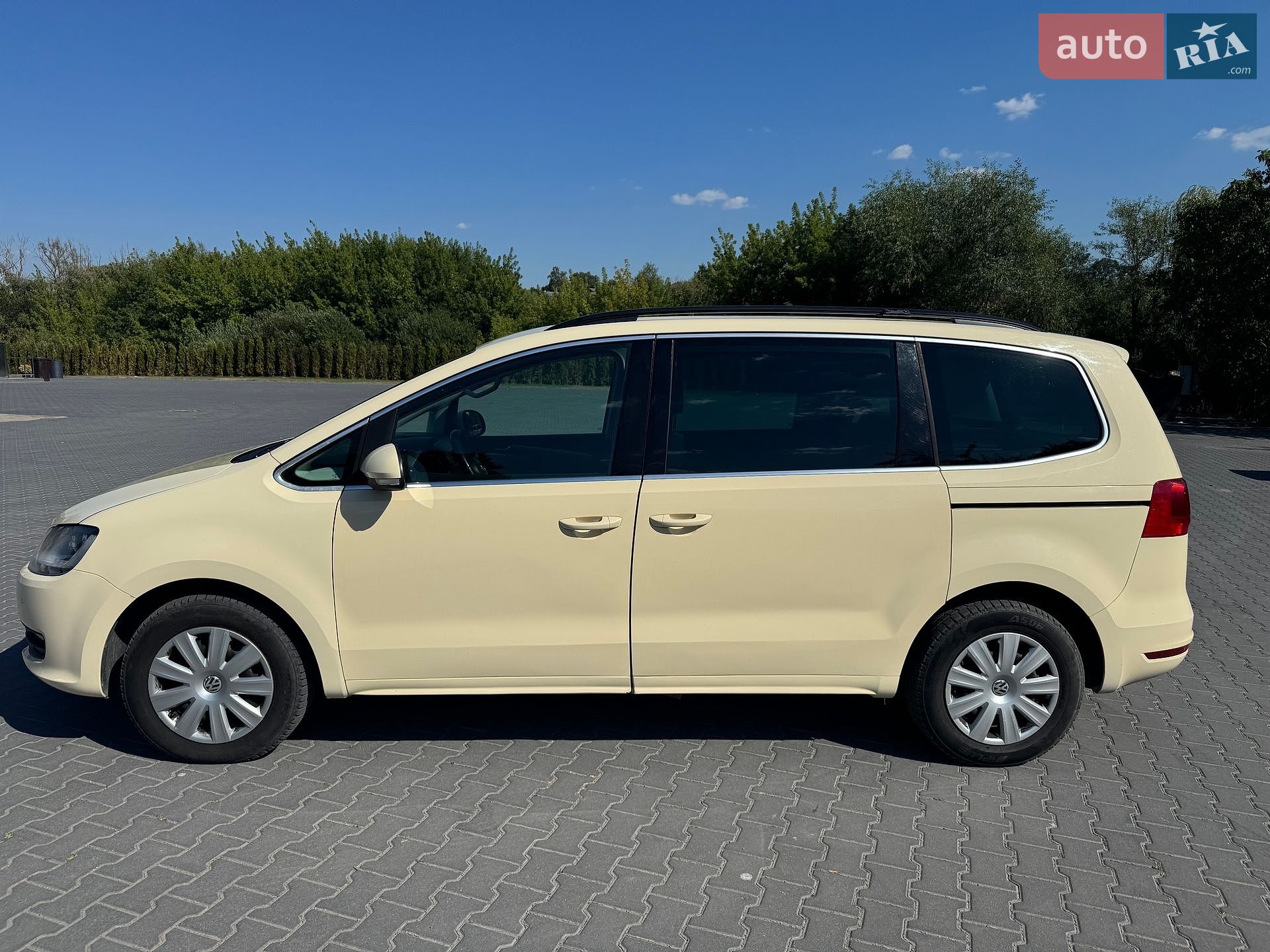 Volkswagen Sharan 2014 VIN WVWZZZ7NZEV034424 фото оголошення 4 з 21