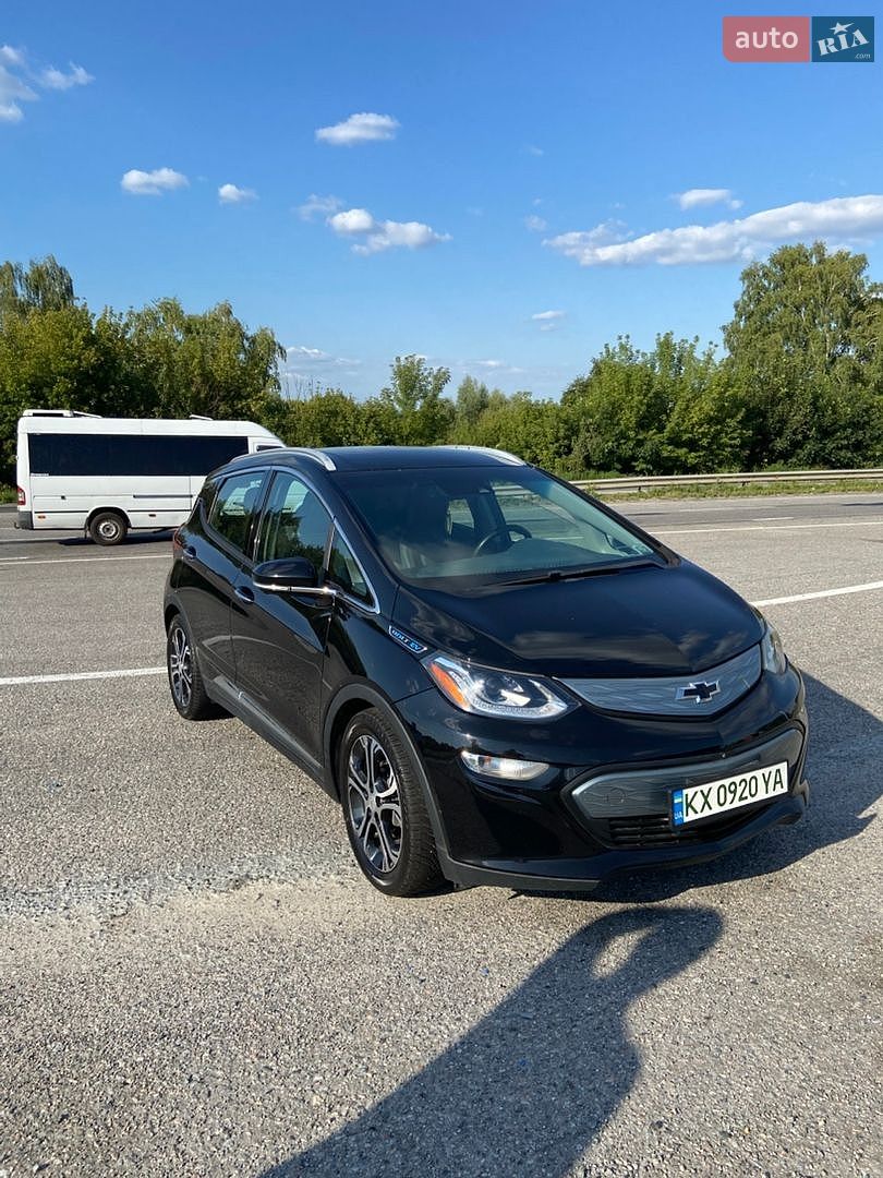 Chevrolet Bolt EV 2018 VIN 1G1FX6S05J4111698 фото оголошення 33 з 37
