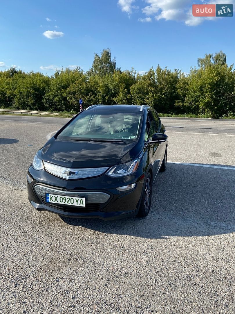 Chevrolet Bolt EV 2018 VIN 1G1FX6S05J4111698 фото оголошення 32 з 37