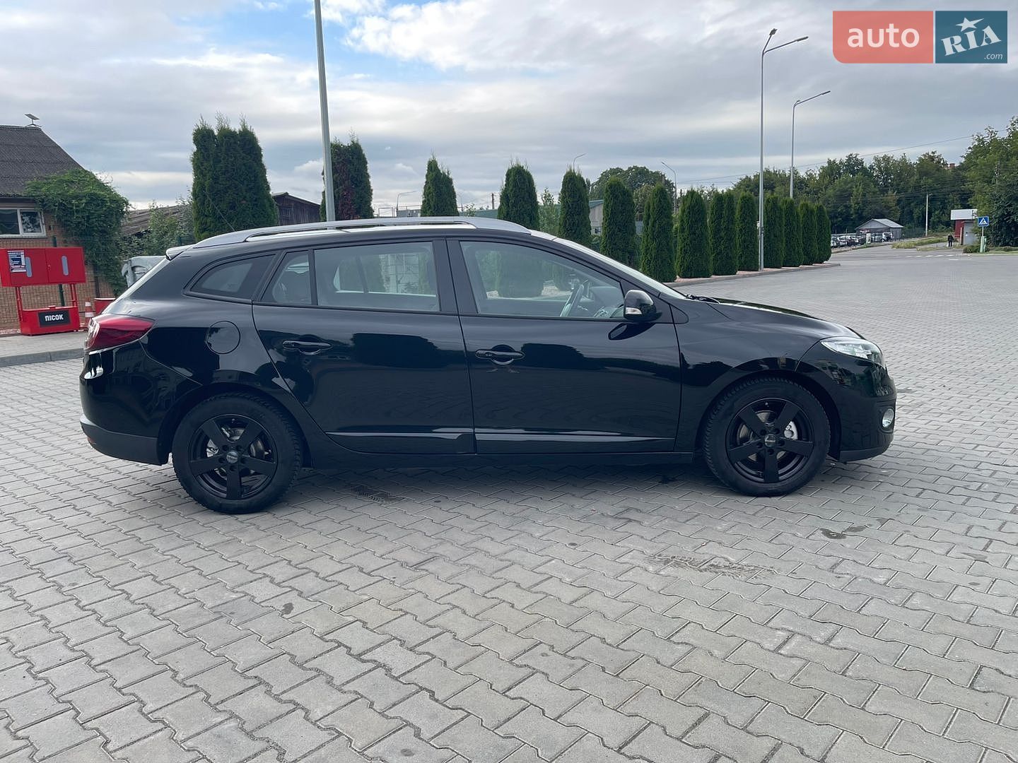 Renault Megane 2013 VIN VF1KZ140648771252 фото оголошення 3 з 31
