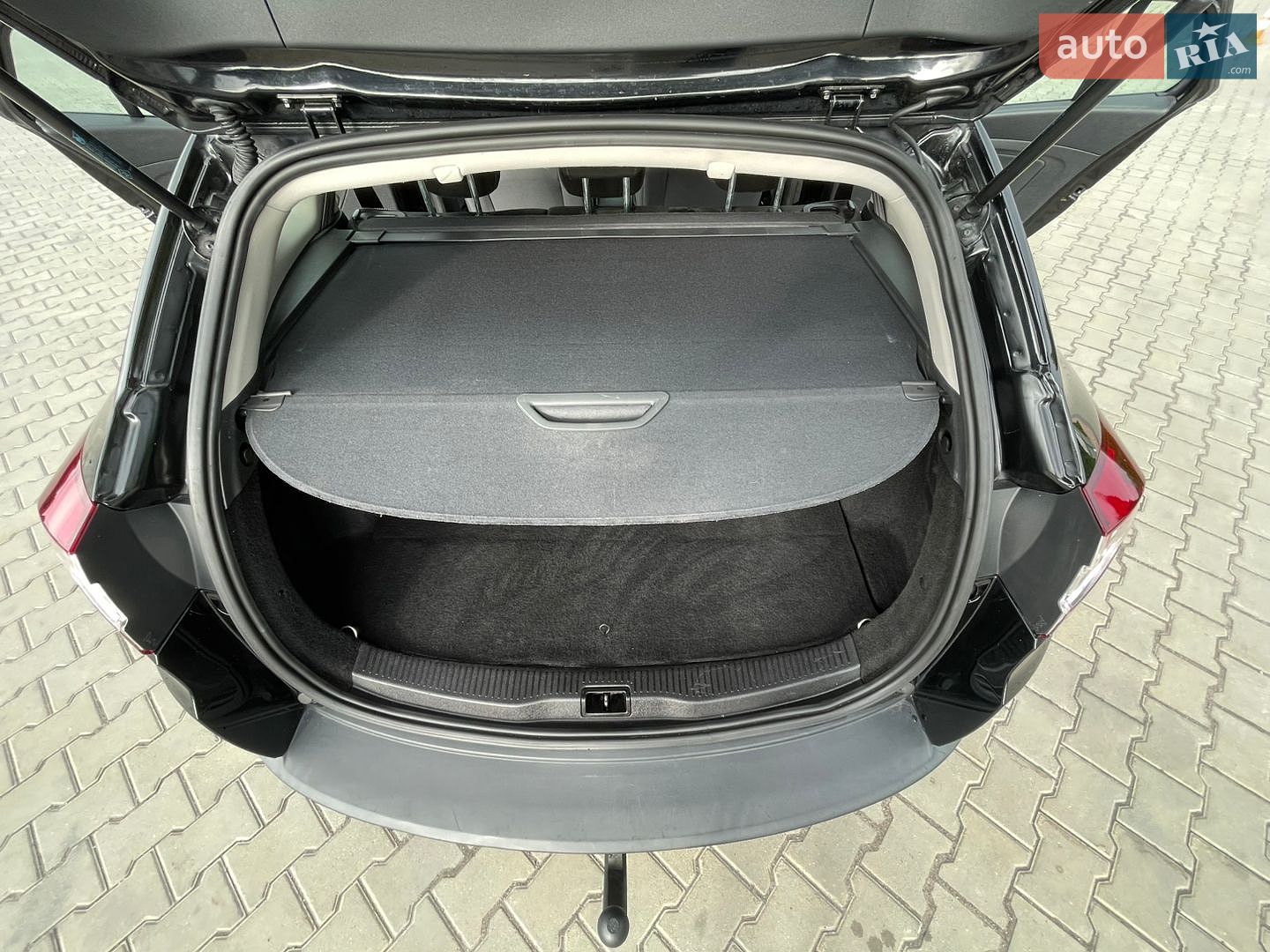 Renault Megane 2013 VIN VF1KZ140648771252 фото оголошення 18 з 31