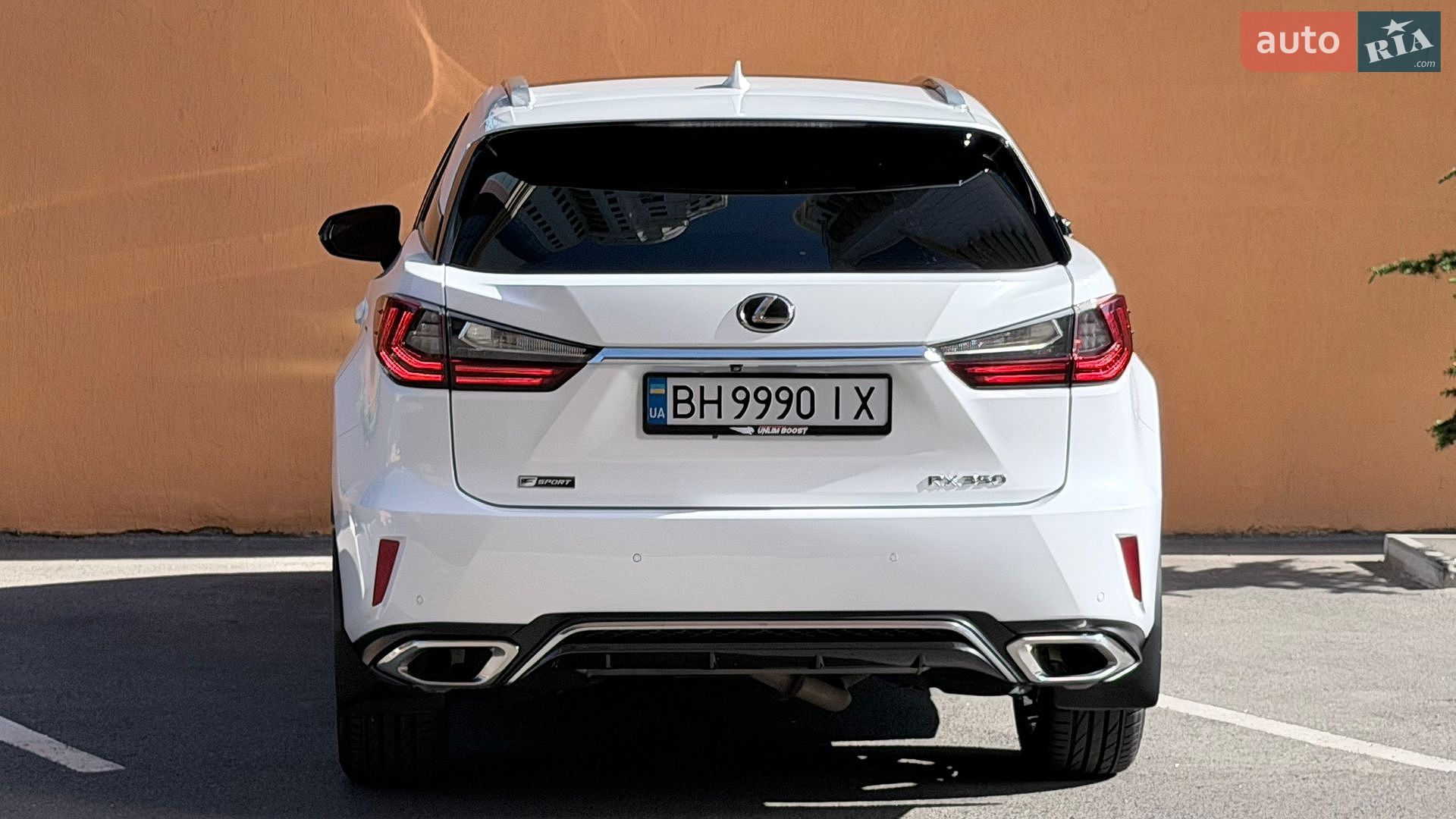 Lexus RX 2018 VIN 2T2BZMCA4KC176564 фото оголошення 8 з 24